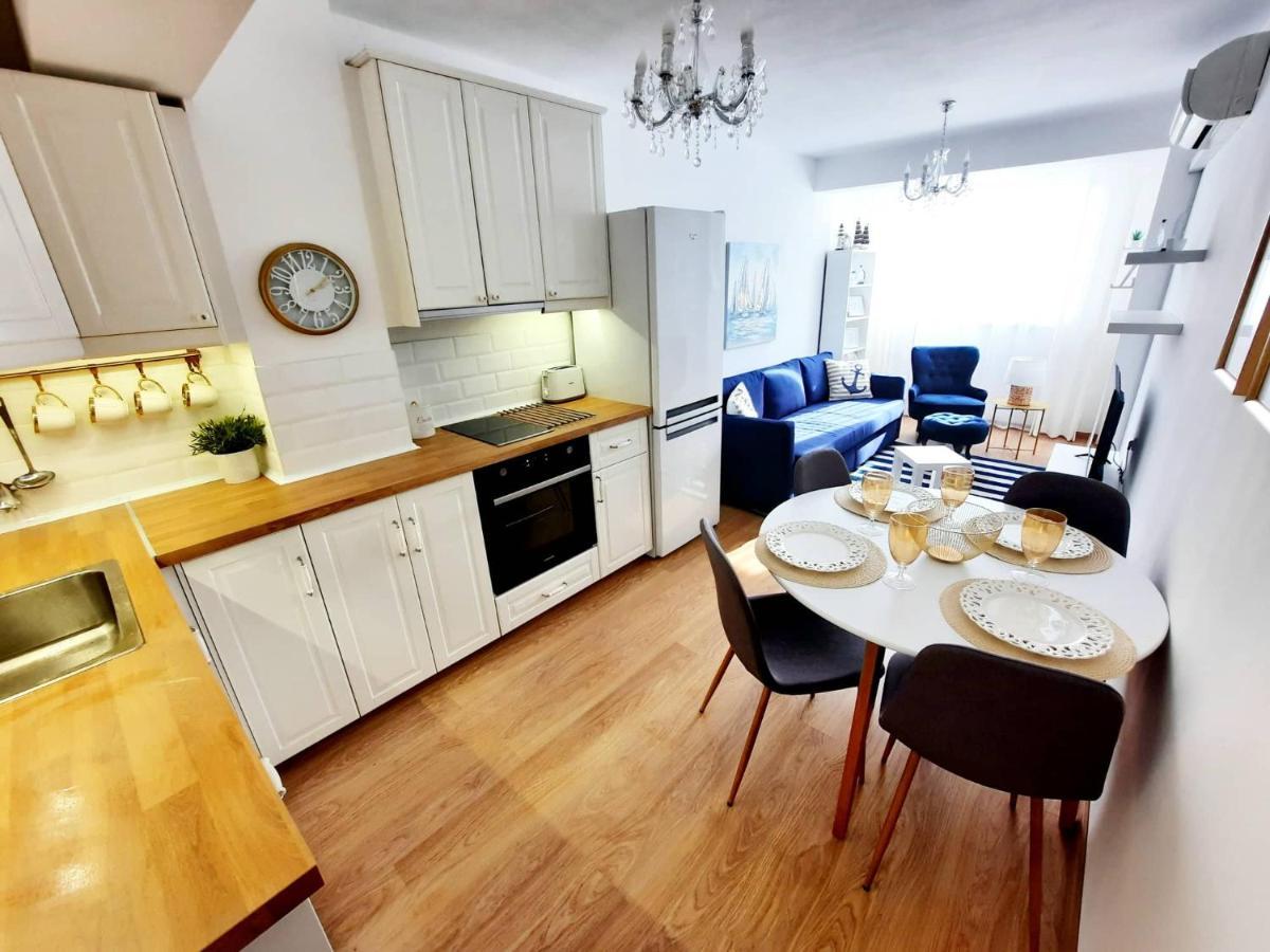 Apartament Nautical *